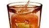 Rumový punč ve sklenici